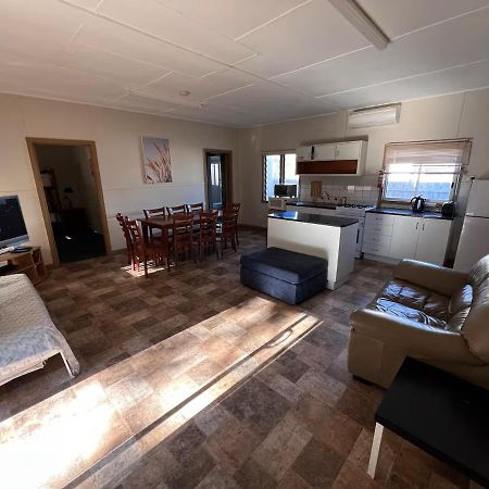 Kickback Cottages Lakes Entrance Zewnętrze zdjęcie