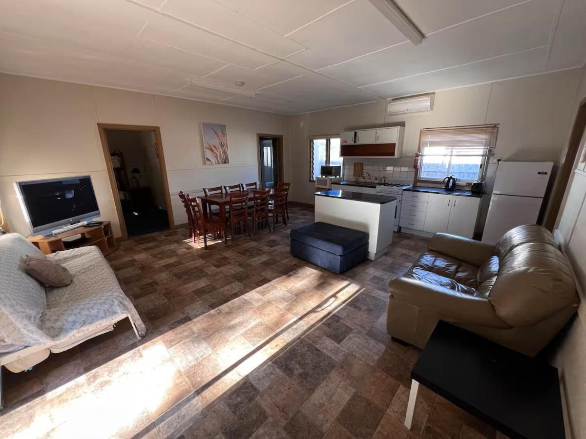 Kickback Cottages Lakes Entrance Zewnętrze zdjęcie